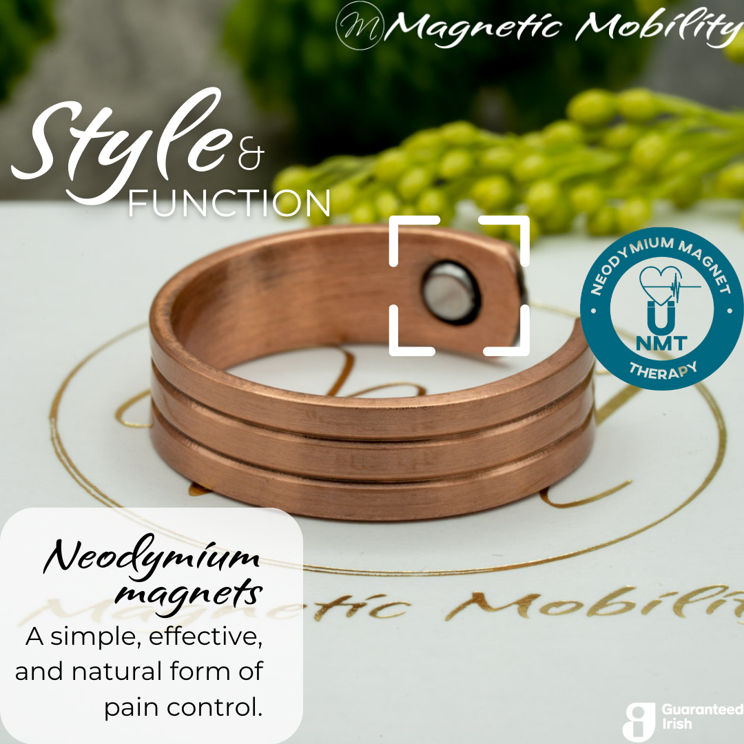 Close up of the Neodymium magnets on the Heath copper ring from Magnetic Mobility - the open backed ring features NTM or Neodymium magnet therapy for arthritis. 